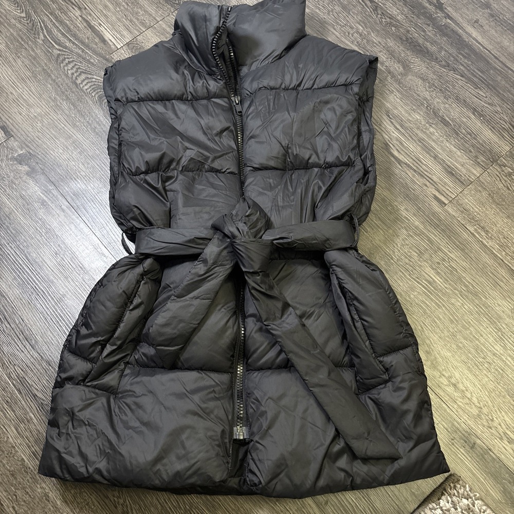 M Womens Belted Puffer Vest Size XS Black Zip Up Quilted Padded Jacket Tie